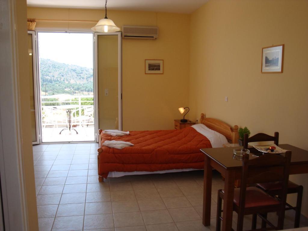 Stamatia Studios Razáta Habitación foto